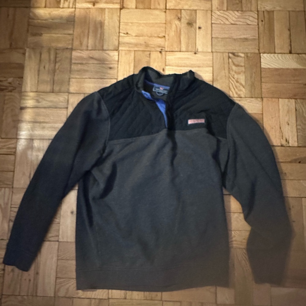 Vineyard Vines Men's Black and Gray Sweater